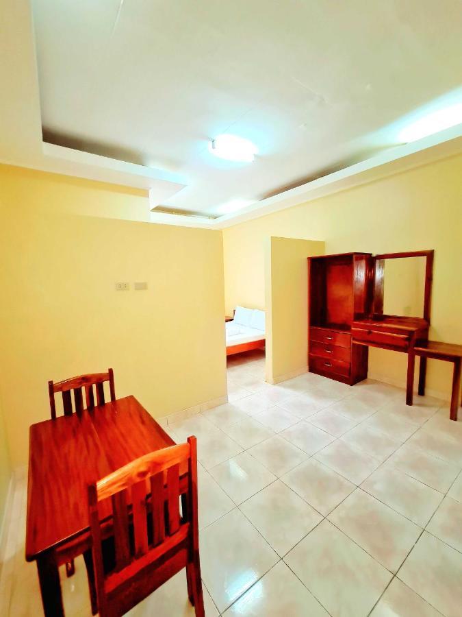 La-Familia Guest House Сикиджор Стая снимка