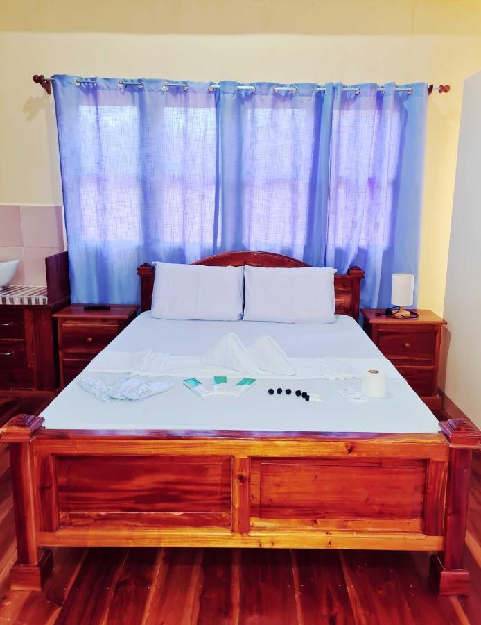 La-Familia Guest House Сикиджор Екстериор снимка